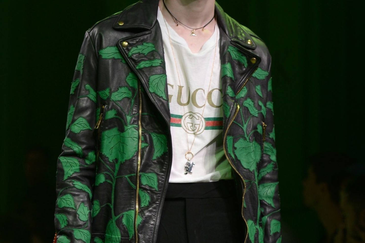 „Gucci“ kolekcija 2017 m. pavasariui ir vasarai.<br>„Scanpix“ nuotr.