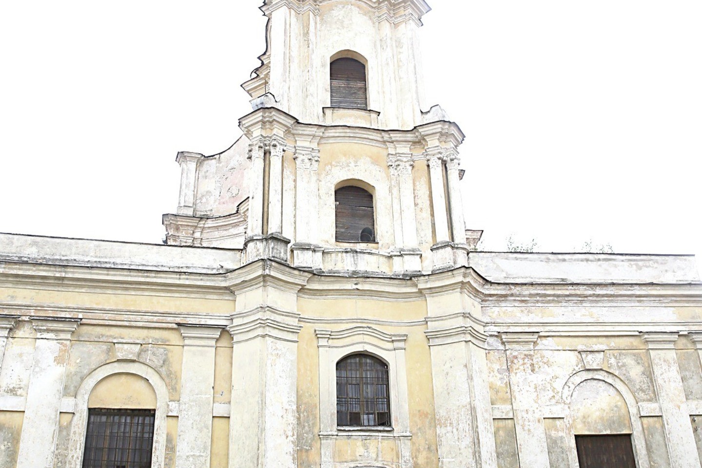 1746–1768 metais augustinai, padedami geradarių, pastatė mūrinę bažnyčią, išlikusią iki mūsų dienų.<br>R.Danisevičiaus nuotr.