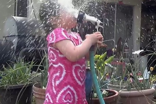 Noras atsigaivinti mergaitei baigėsi netikėtai