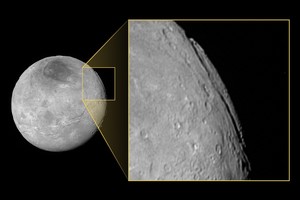 NASA Plutono mėnulyje Charone atrado nesuvokiamo gylio kanjoną