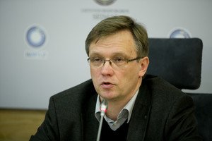 Signataras Zigmas Vaišvila patyrė rimtą traumą – jis ligoninėje