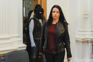 Kalės istorija (VII). 2006 metų gegužė. Atpildas paleistuvei