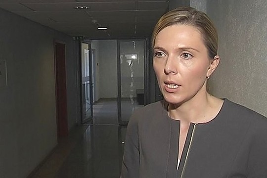Ar Agnė Bilotaitė turės sumokėti premjerui eurą?