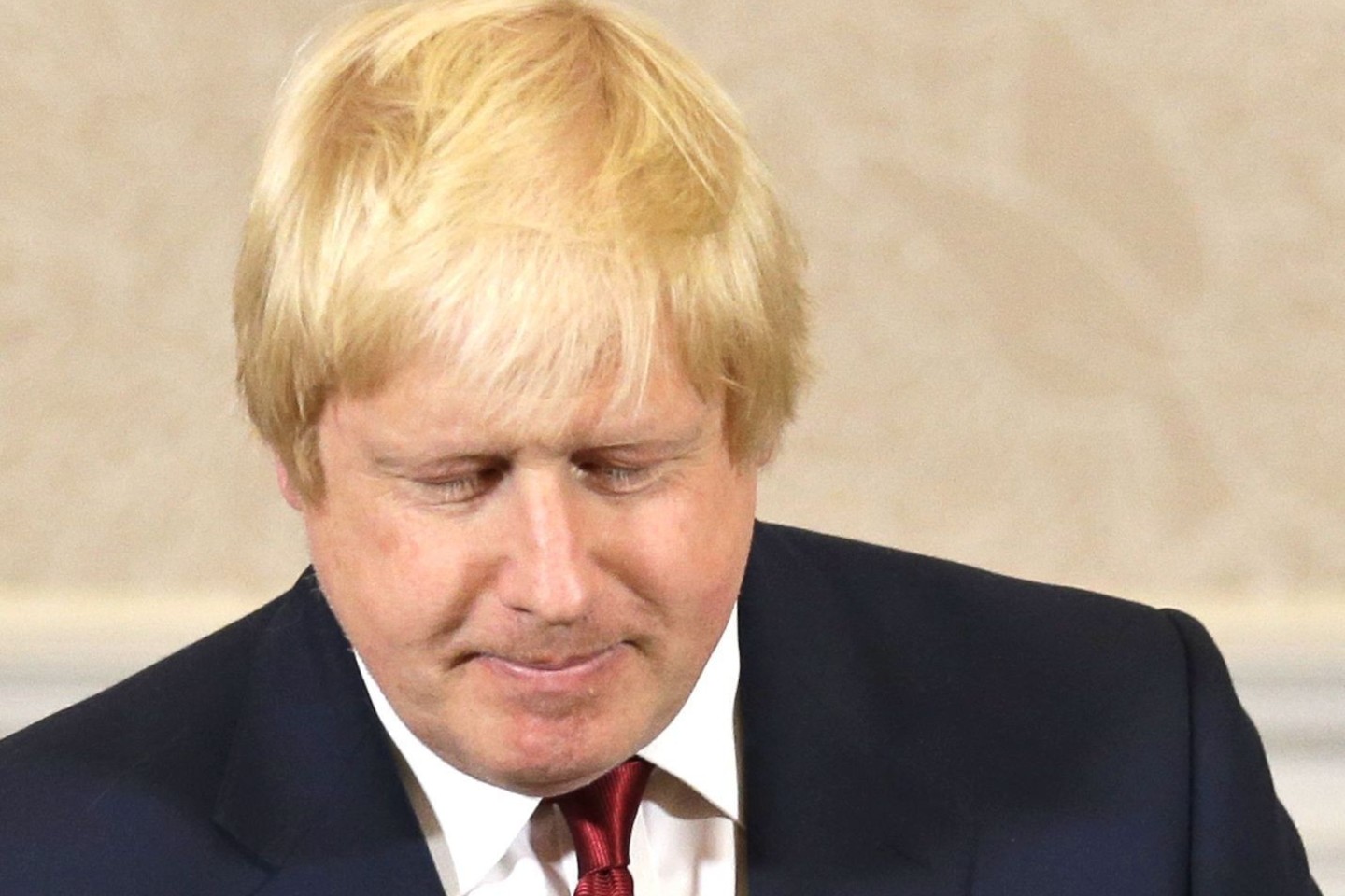 B.Johnsonas spaudos konferencijoje gyrė „Brexit“, tačiau pranešė, kad nesieks Konservatorių partijos lyderio posto.<br>AP nuotr.