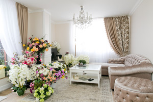 N. Bunkė pagaliau pravėrė savo namų duris