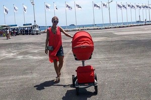 Indrė Morkūnienė leidosi į pirmąją kelionę su mažyle