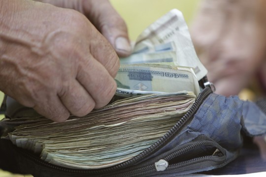 Baltarusijoje – istorinis įvykis: ji pereina prie naujų pinigų