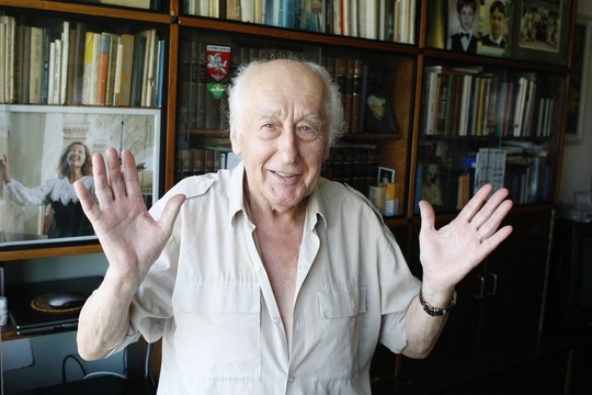 Mirė rašytojas Henrikas Algis Čigriejus