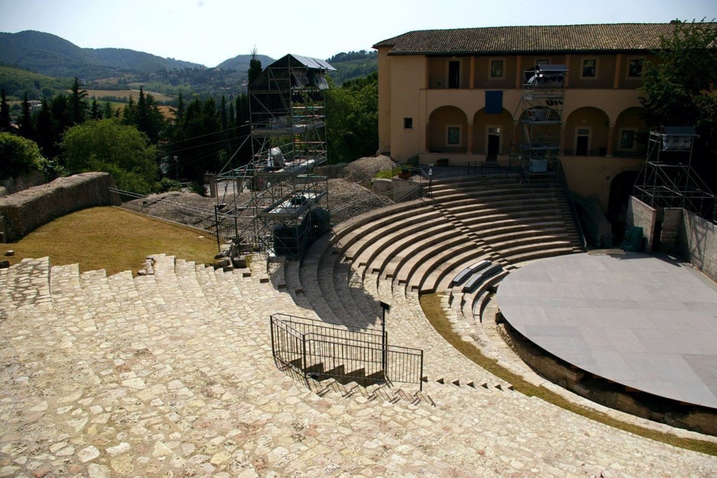 Antikinis „Teatro Romano“.