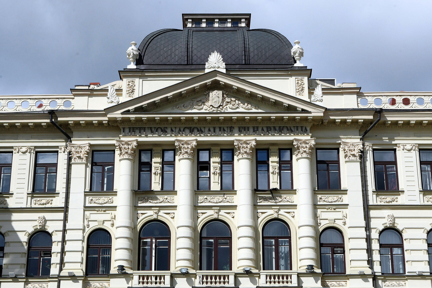Ieškoma naujo Nacionalinės filharmonijos vadovo.