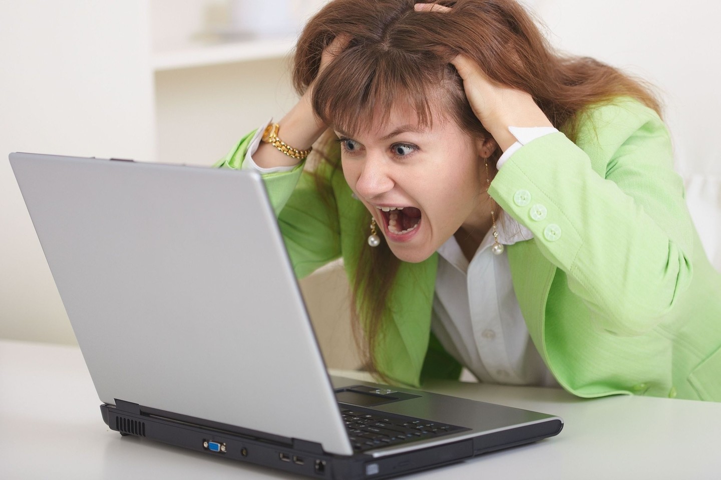 Ne viename kompiuteryje „Windows 10“ buvo įdiegti automatiškai, neatsiklausus vartotojo leidimo.