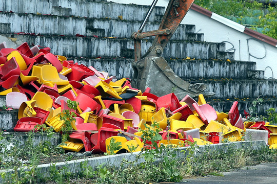 Vilniuje pradėtas griauti legendinis „Žalgirio“ stadionas