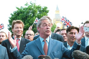 Atvedęs į nežinią suskubo pasitraukti