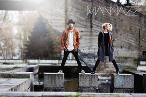 Išgirskite: duetas „MaNNazz“ pristato vasaros hitą „MoZZarrella“