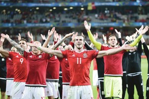 Velsas ilgisi rinktinę būrusio, bet nusižudžiusio trenerio
