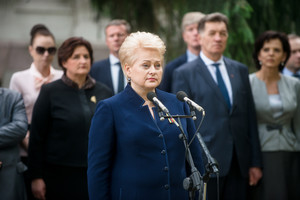 Šalies vadovai sveikina su Valstybės diena