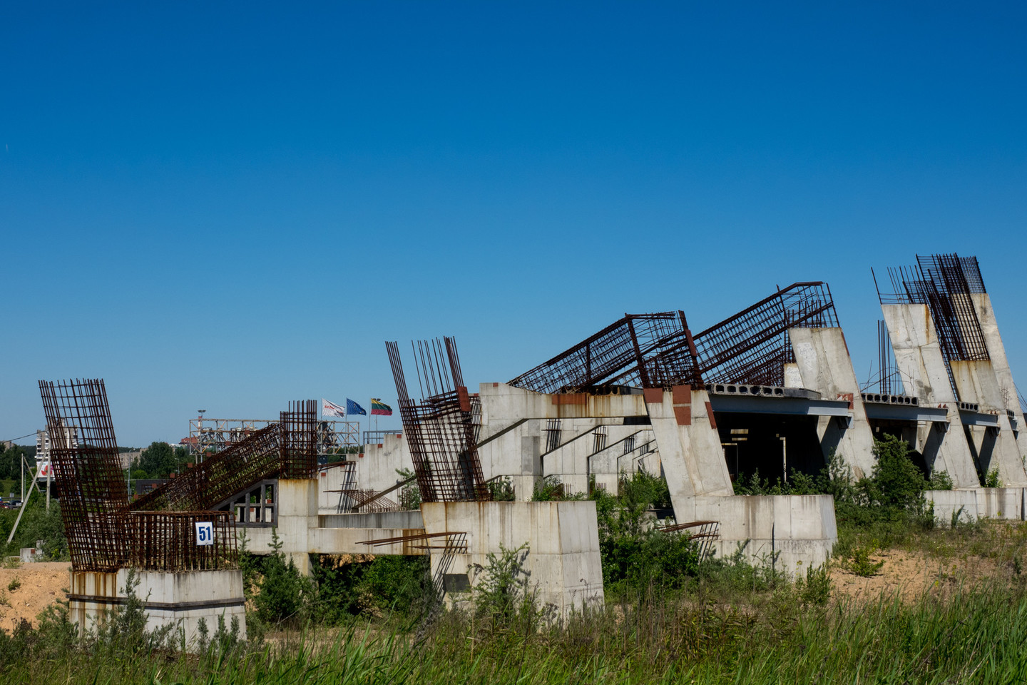 Vilniaus stadionas statomas jau keturis dešimtmečius.