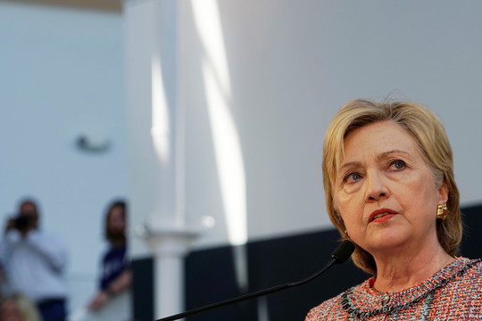 Povandeninės srovės: kas sieja H. Clinton donorą su Kremliumi?