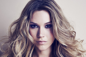 Į Vilnių atvykstančia Joss Stone žavisi garsiausi pasaulio vyrai