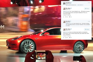 Aiškėjant tragedijos detalėms „Tesla“ vadovas E. Muskas pašėlo