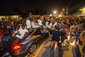 Kodėl JAV vis nesibaigia juodaodžių karas su policija?