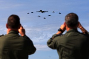 Paskelbė, kokių šalių kariai gins Baltijos šalis ir Lenkiją