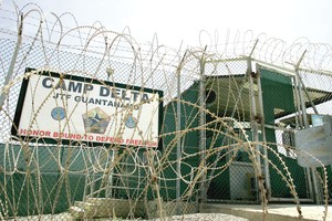 Beveidis įsibrovėlis: muzika gali tapti ir žiauriu ginklu