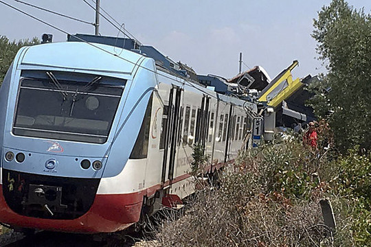 Kraupi avarija Italijos pietuose – dėl žmogaus kaltės