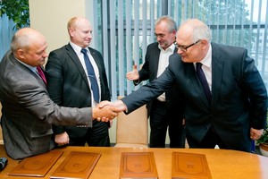 Pasirašę naują sutartį tikisi pritraukti jaunus specialistus