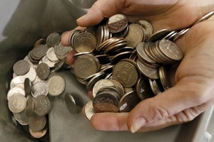 V. Putinas nervinasi: Rusijos finansiniai rezervai tirpsta akyse