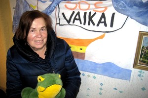 Antstoliai suleido nagus į vaikų fondo ir jo vadovės lėšas