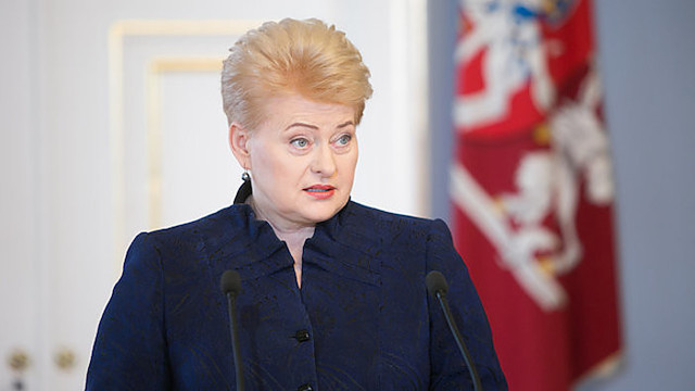 D. Grybauskaitė įstatymą palaimino: iki pensijos dirbsime ilgiau