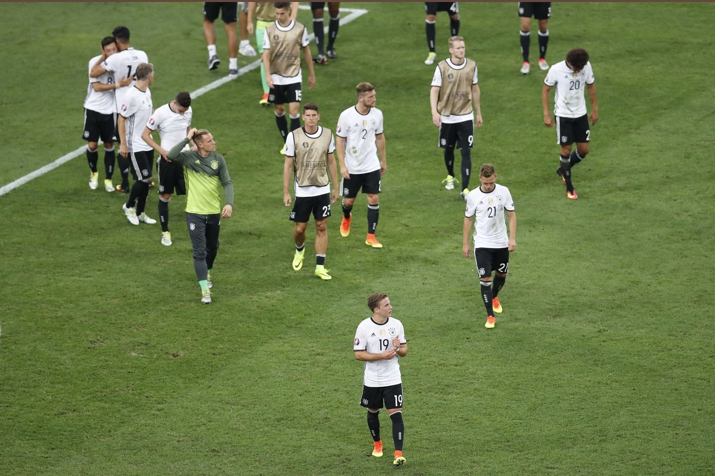Vokietijos rinktinė per rungtynes su prancūzais patyrė šoką.<br>AP nuotr.