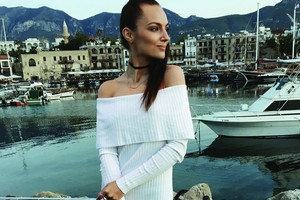 Gražiausia vasaros suknelė: S.Burbaitei išsiskirti padeda kūryba