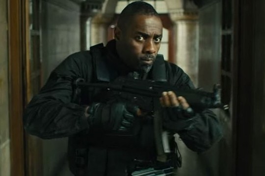 Gyvenimas mėgdžioja meną: filmų siužetai keliasi į tikrovę?