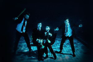 Prie grupės „Neteisėtai padaryti“ jungiasi trys garsenybės