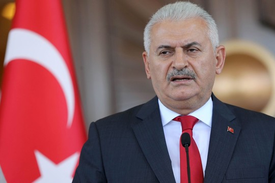 Turkijos premjeras ragina nejausti keršto perversmininkams