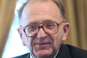 Mirė vienas žymiausių Lietuvos muzikologų Algirdas Ambrazas