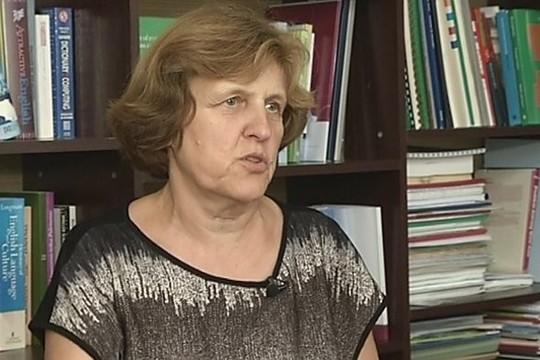 Laurus skinanti profesorė: „Yra daug tikresnių dalykų“ (II)