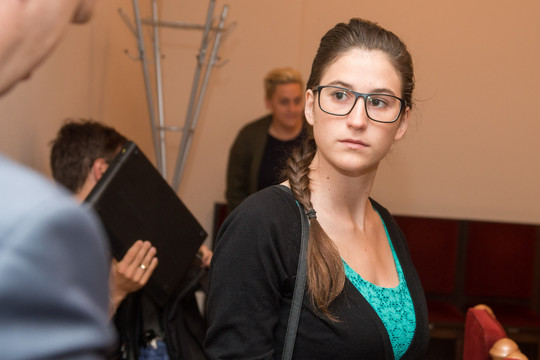 Teisme ašarojusiai ispanei teks mokėti baudą