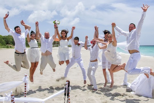 Tokių emigrantų vestuvių visą gyvenimą nepamirš net jų draugai!