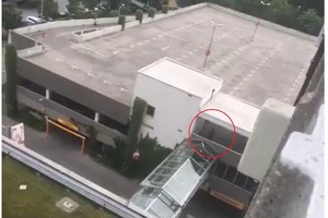 Įraše plūdo įtariamą Miuncheno šaulį: „Šiknius, štai kas tu esi“