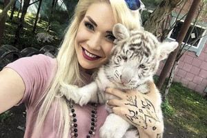 Savaitės asmenukėse – vestuvės ir atostogų džiaugsmai