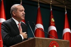 Turkijoje išduotas orderis sulaikyti 42 žurnalistus