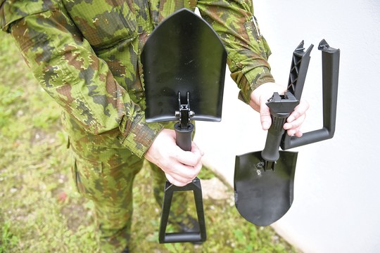 Mūšiai dėl kastuvėlių – ne vaikų smėlio dėžėje