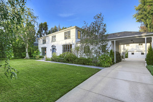 Skoningi 464 kv. m namai – naujas ir netikėtas komiko pirkinys