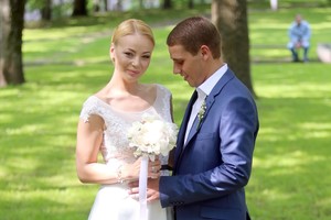 Dainininkės Mios verslui – rimti kaltinimai ir nemalonumai