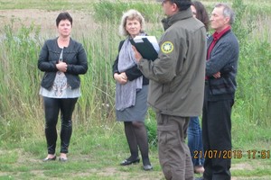 Šis tvenkinys – žudikas. Vaiko jame netekusi mama prašo pagalbos