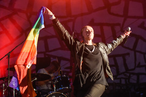 S. Imam šou Zarasuose – su mama, šampanu ir vaivorykštės vėliava