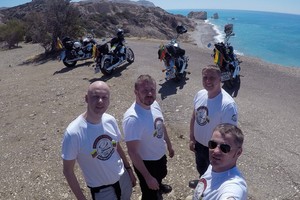 Kiprą motociklais išmaišę lietuviai atskleidė, kiek tai kainavo